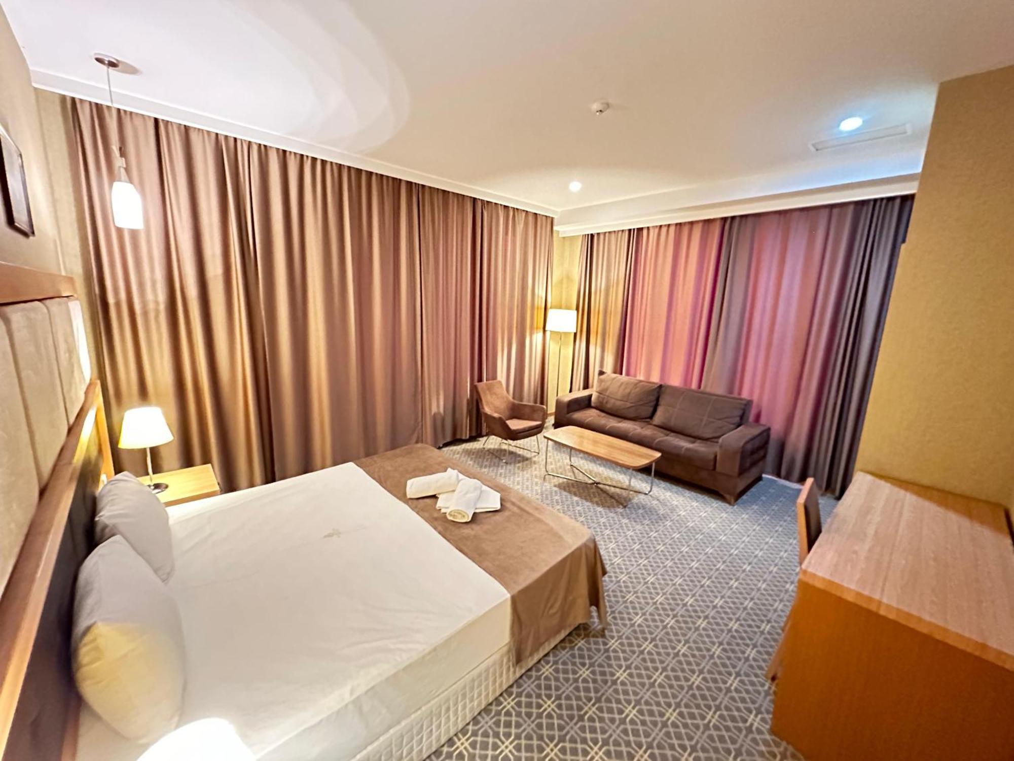 Gm City Hotel 巴库 外观 照片